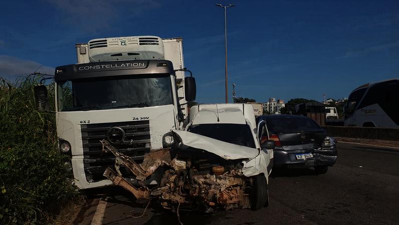 Engavetamento no Anel Rodoviário de BH