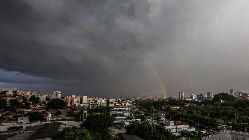 Chuva extremamente forte em Belo Horizonte