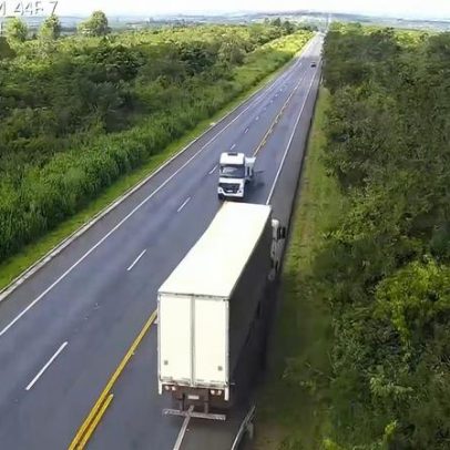 Motorista de caminhão sob efeito de drogas quase fura pedágio em MG