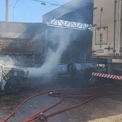 Incêndio destrói caminhões em oficina mecânica no Sul de Minas