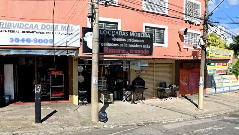 Loja de louças situada na rua Bueno Brandão, no centro de Contagem