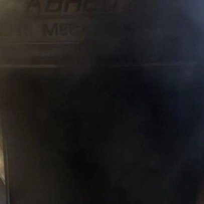 Oficina na Grande BH pega fogo e 14 veículos são danificados