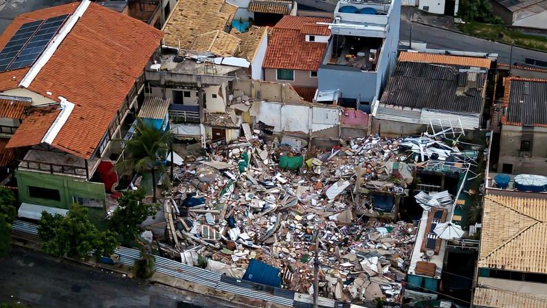 Escombros seguem no local onde, um dia, funcionou um lar de idosos