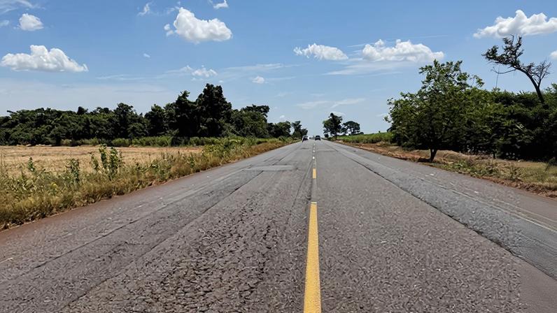 MGC-455, no Triângulo Mineiro, é considerada um importante corredor logístico do agronegócio na região
