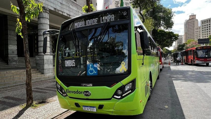 Frota de ônibus elétrico ainda engatinha no Brasil e preocupa especialistas