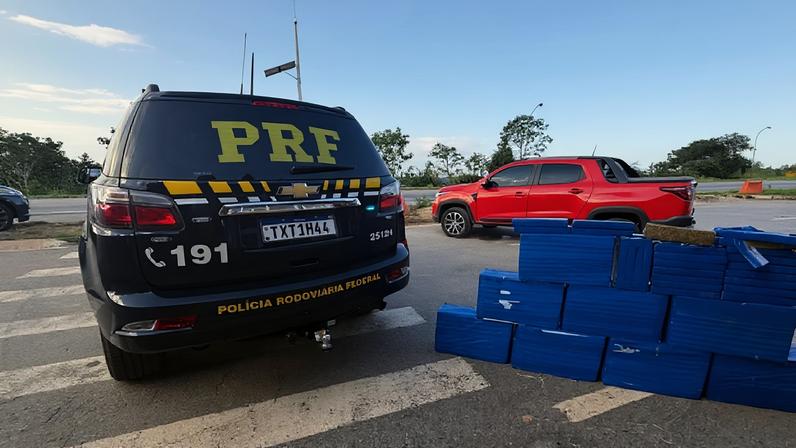 Veículo foi interceptado próximo a uma unidade operacional da corporação, onde foi montado um bloqueio