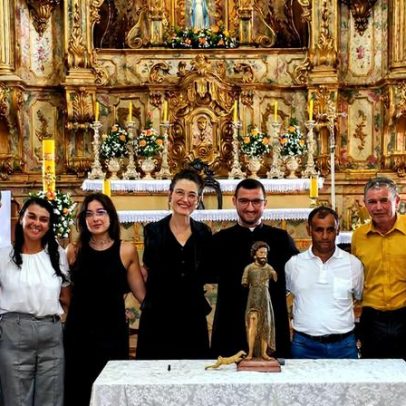 Imagem de São Roque roubada há 30 anos retorna à igreja em Catas Altas