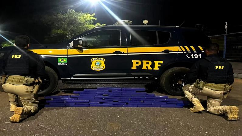 Perseguição perdurou por 50 quilômetros, até que suspeito decidiu abandonar o carro e fugir a pé por uma área de mata