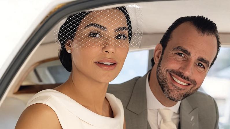 Cíntia Chagas e Lucas Bove no dia do casamento dos 2; eles se divorciaram poucos meses depois