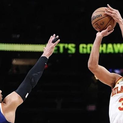 Hawks vencem Knicks no Jogo 3 dos playoffs com decisão de CJ McCollum
