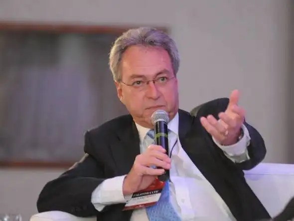Economista Claudio Porto
