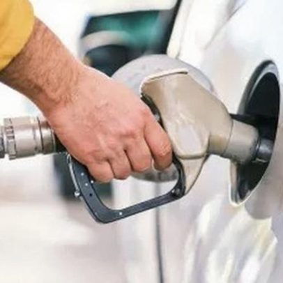 Petróleo sobe a maior cotação desde 2022