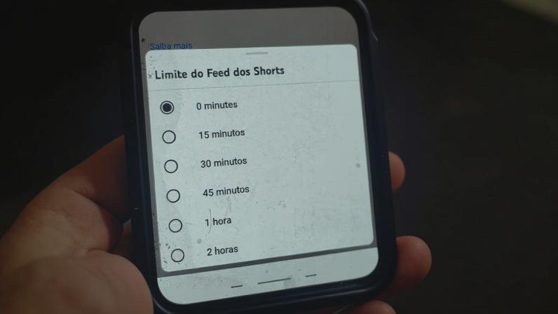 Acessando a página de perfil do YouTube (Imagem: Igor Shimabukuro/Tecnoblog)
