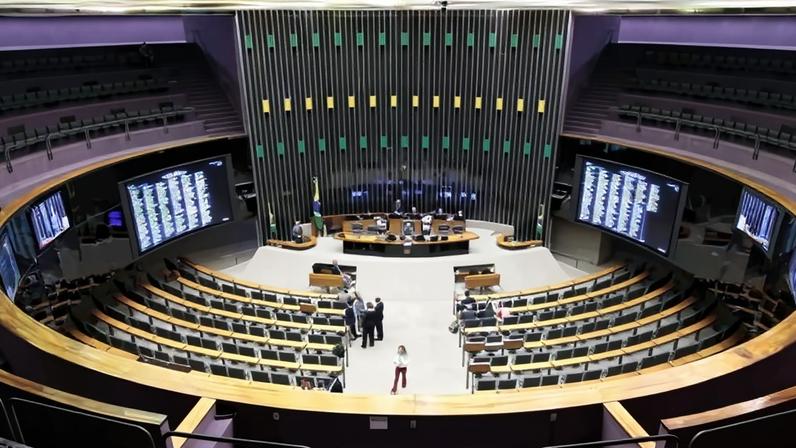 Concurso da Câmara dos Deputados escolhe banca para o 3º edital