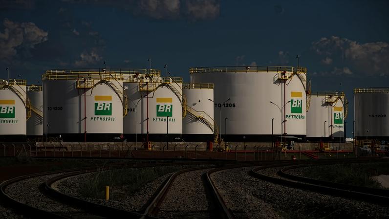 Na expectativa de novo concurso Petrobras, governo estuda reestatizar a BR Distribuidora