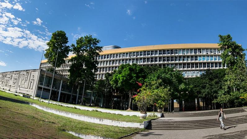 Banca elimina candidatos envolvidos em possível fraude no concurso UFRJ