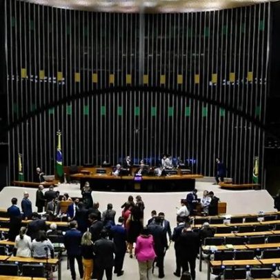 Relator adia parecer sobre minerais críticos para 4 de maio