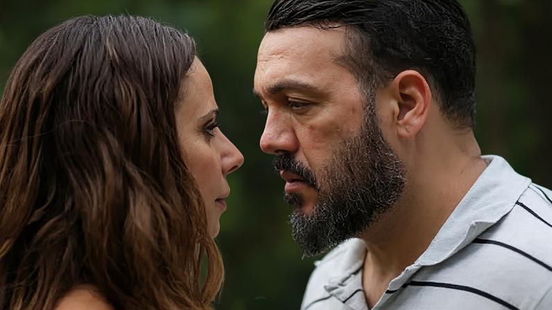 Consuelo e Misael em "Três Graças"