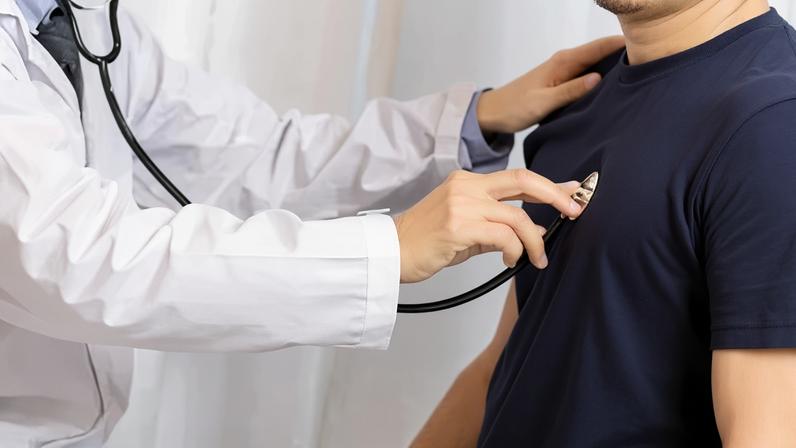 Avaliação cardiológica é fundamental antes de retornar aos treinos