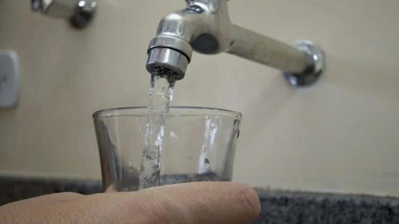 Segundo o IBGE, cerca de 11,01 milhões de domicílios ainda não estão incluídos na rede geral de distribuição de água