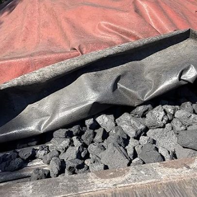 Fiscais apreendem 100 toneladas de combustível industrial em Itaguaí