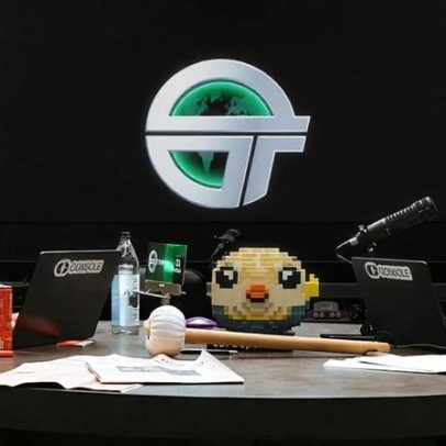 OpenAI adquire Talk Show TBPN para ampliar conteúdo