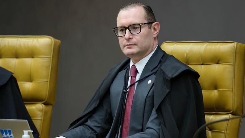 O ministro Cristiano Zanin (na imagem), manteve decisão do plenário sobre o governo do estado do Rio de Janeiro