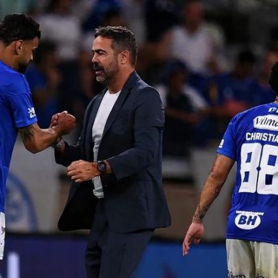 Cruzeiro: Artur Jorge aponta evolução e rota para manter vitórias