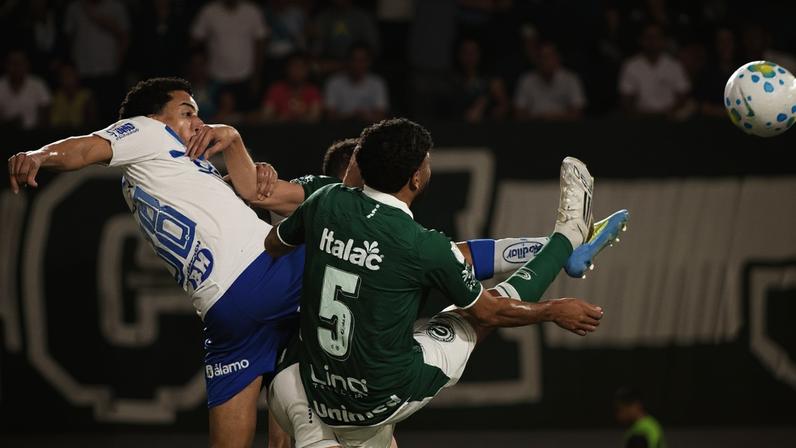 Jogo marcou fechamento do Serra Dourada antes de reforma