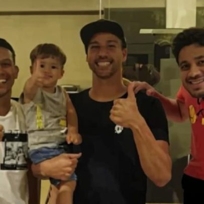 Ídolos do Cruzeiro se reencontram e reeditam foto após sete anos