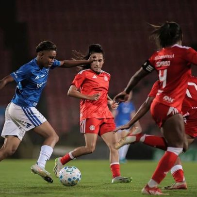 Internacional vence Cruzeiro e quebra invencibilidade no Brasileirão Feminino
