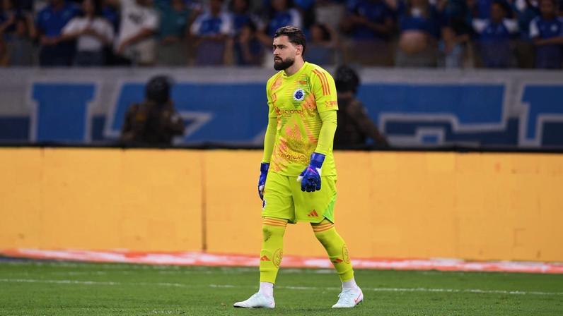 Goleiro Matheus Cunha, do Cruzeiro