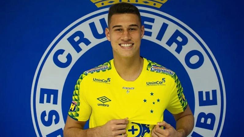 Vinícius Barreta atuou na base do Cruzeiro entre 2019 a 2022