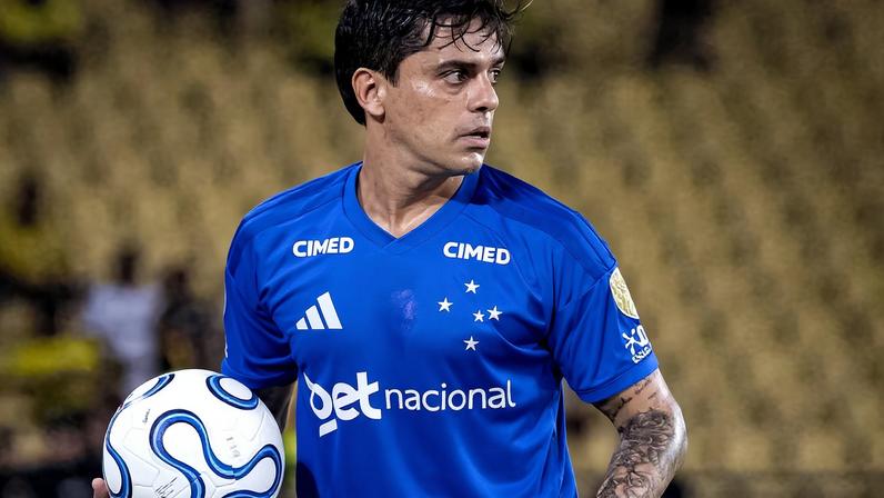 Contra o Barcelona de Guayaquil, Fagner foi titual pela primeira vez sob o comando de Artur Jorge