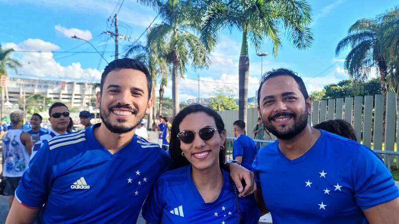 Renato foi ao Mineirão com os amigos para apoiar o Cruzeiro contra o Red Bull Bragantino