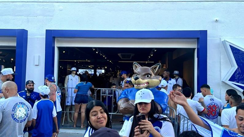Nova sede da Máfia Azul fica em frente ao Mineirão
