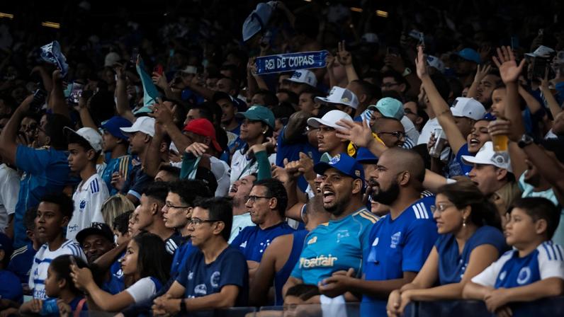 Torcida do Cruzeiro no Mineirão (Foto: Gustavo Aleixo/Cruzeiro)