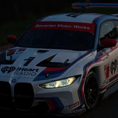BMW da Paul Miller Racing ganha pintura retrô inspirada no 3.0 CSL