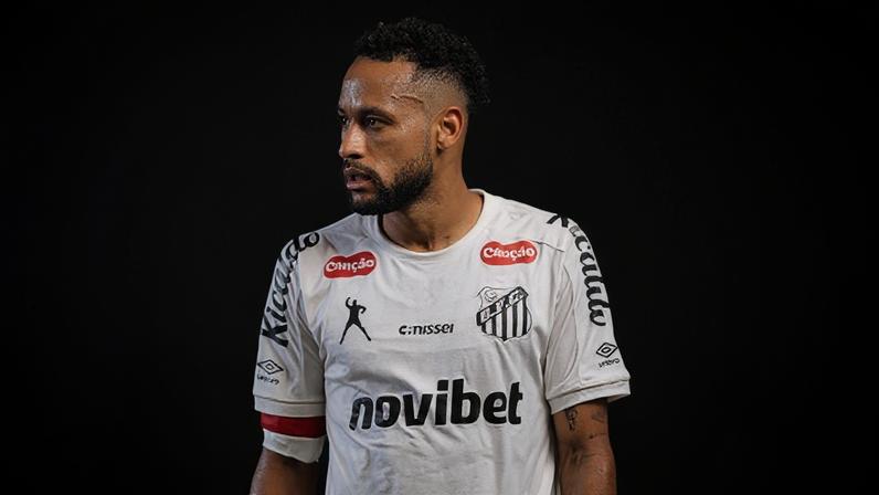 Neymar durante partida entre o Santos e o Atlético-MG. (Foto: Raul Baretta/ Santos FC)