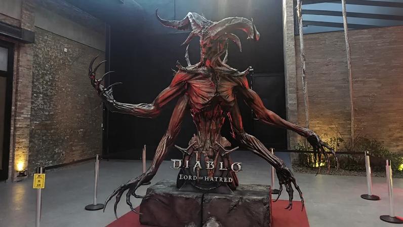 Diretor fala sobre Diablo IV: Lord of Hatred ao Game On durante evento em São Paulo