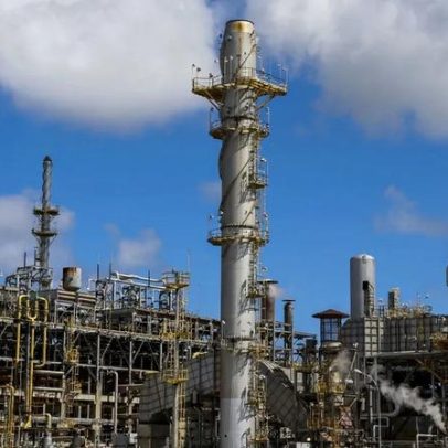 Privatizar refinarias no Brasil é difícil, afirma ex-presidente da Petrobras