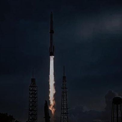 Foguete da Blue Origin é suspenso após incidente com satélite