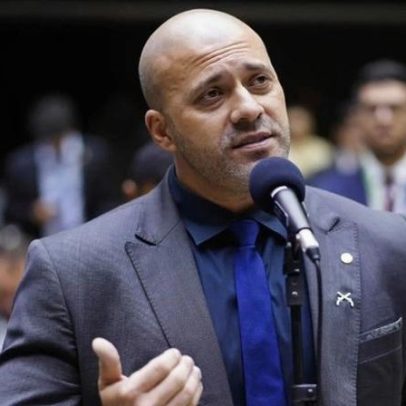 Moraes vota para manter restrições a Daniel Silveira no regime aberto