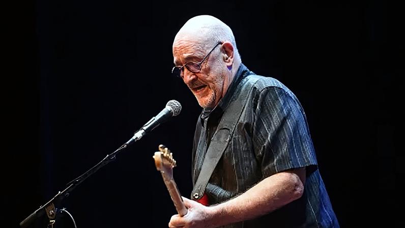 Dave Mason era um dos fundadores do Traffic e morreu aos 79 anos