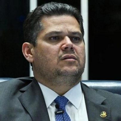 Alcolumbre prevê derrota de Messias por oito pontos antes de resultado oficial
