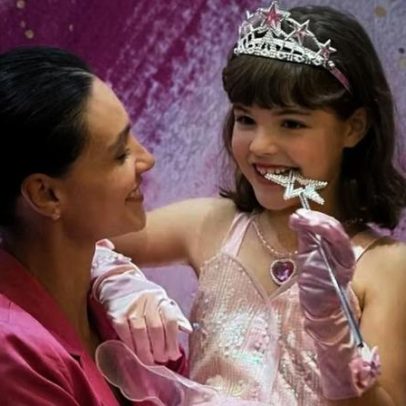 Débora Nascimento revela detalhes da festa de 8 anos da filha com José Loreto