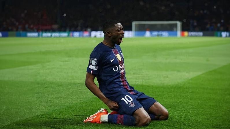 Dembélé, do PSG, comemora gol contra o Bayern, pela Liga dos Campeões