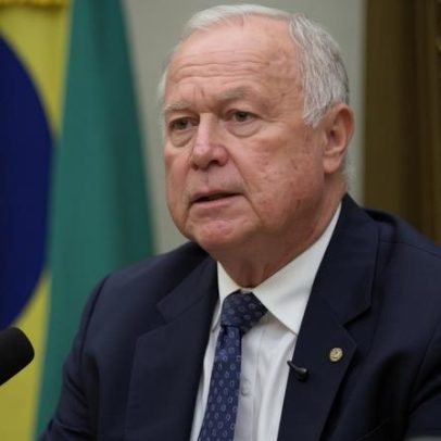 CCJ aprova por unanimidade admissão de PEC que reduz jornada 6x1