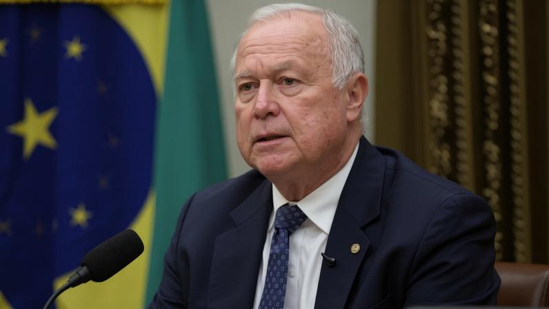 Deputado Paulo Azi (União-BA) é o relator da PEC sobre a escala 6x1