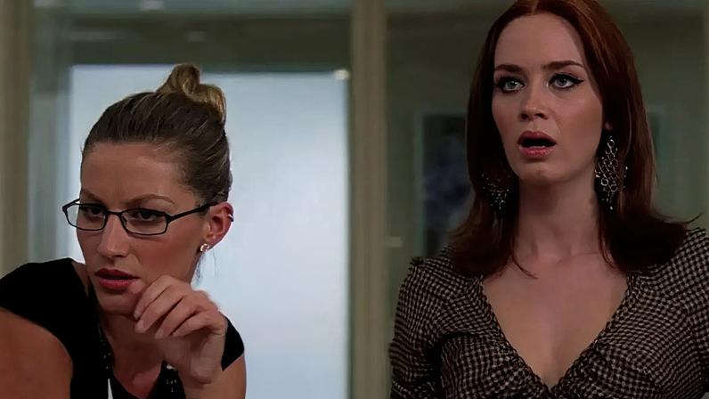 Gisele Bündchen e Emily Blunt em O Diabo Veste Prada